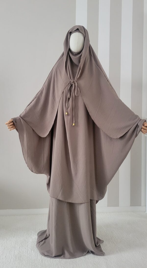 Ensemble jazz : Abaya ballon et khimar cape option casquette