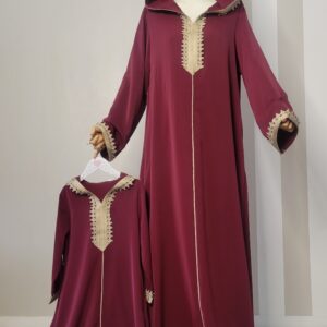 Abaya / robe traditionnelle avec broderie mère fille