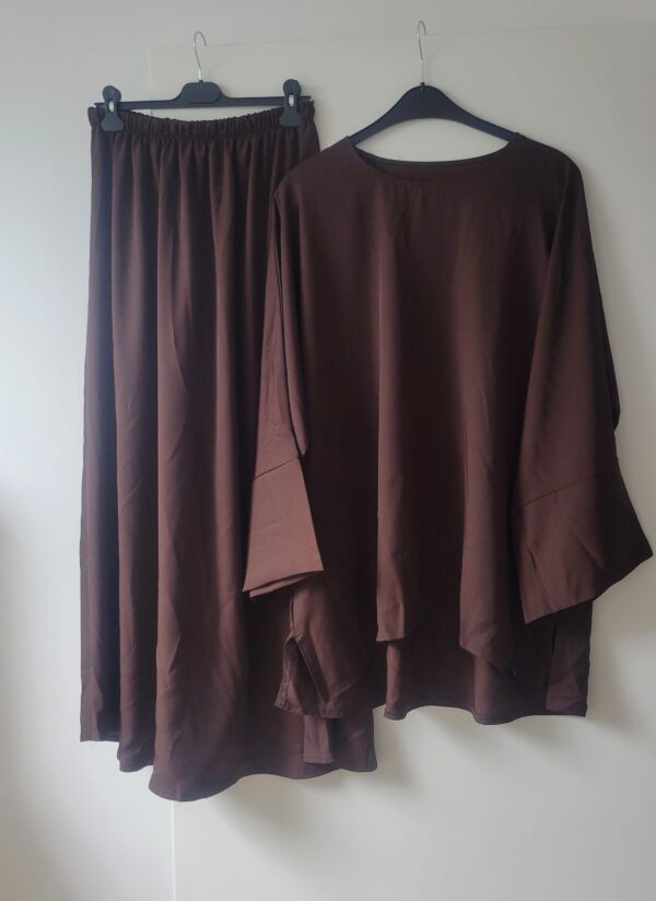 Ensemble jupe et haut en nidha marron