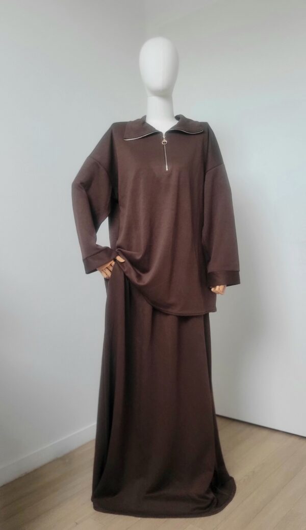 Ensemble jupe et haut zip au col marron