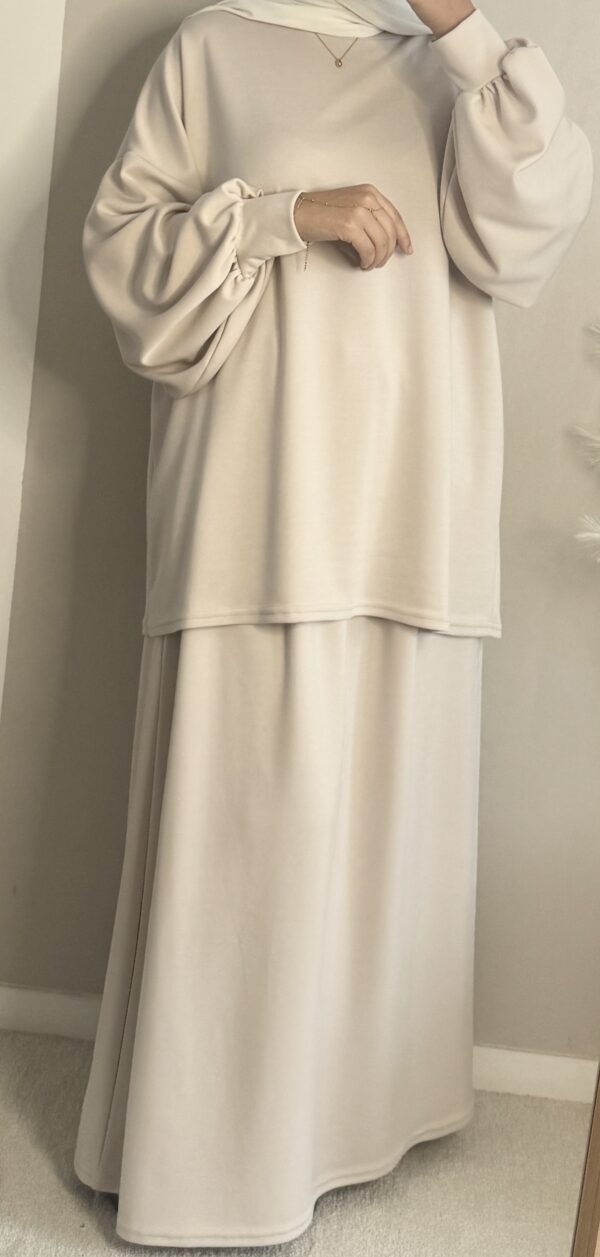 Comfu set : ensemble jupe et haut manches ballon, couleur beige