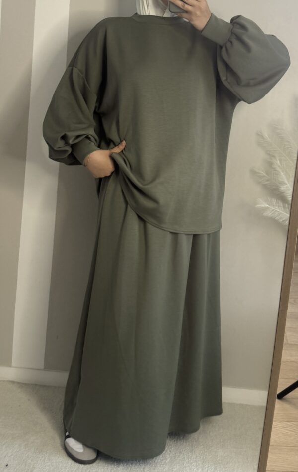 Comfu set : ensemble jupe et haut manches ballon, couleur kaki