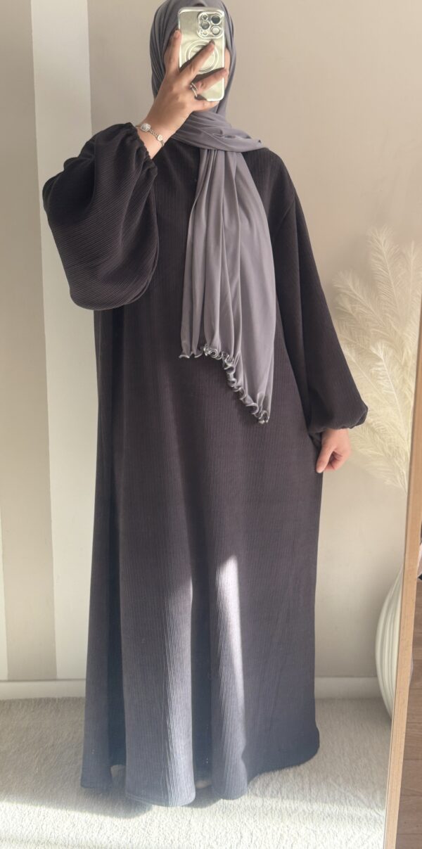 Abaya d'hiver velours manches ballon