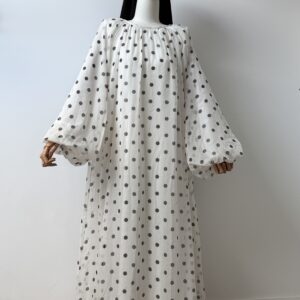 Robe longue à pois blanc